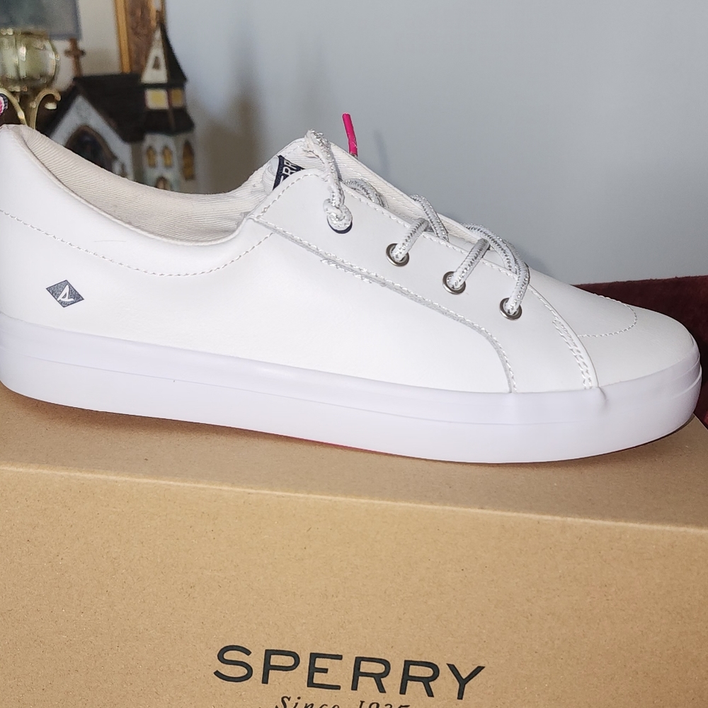 Brand new in box sperry tennis shoes size 6